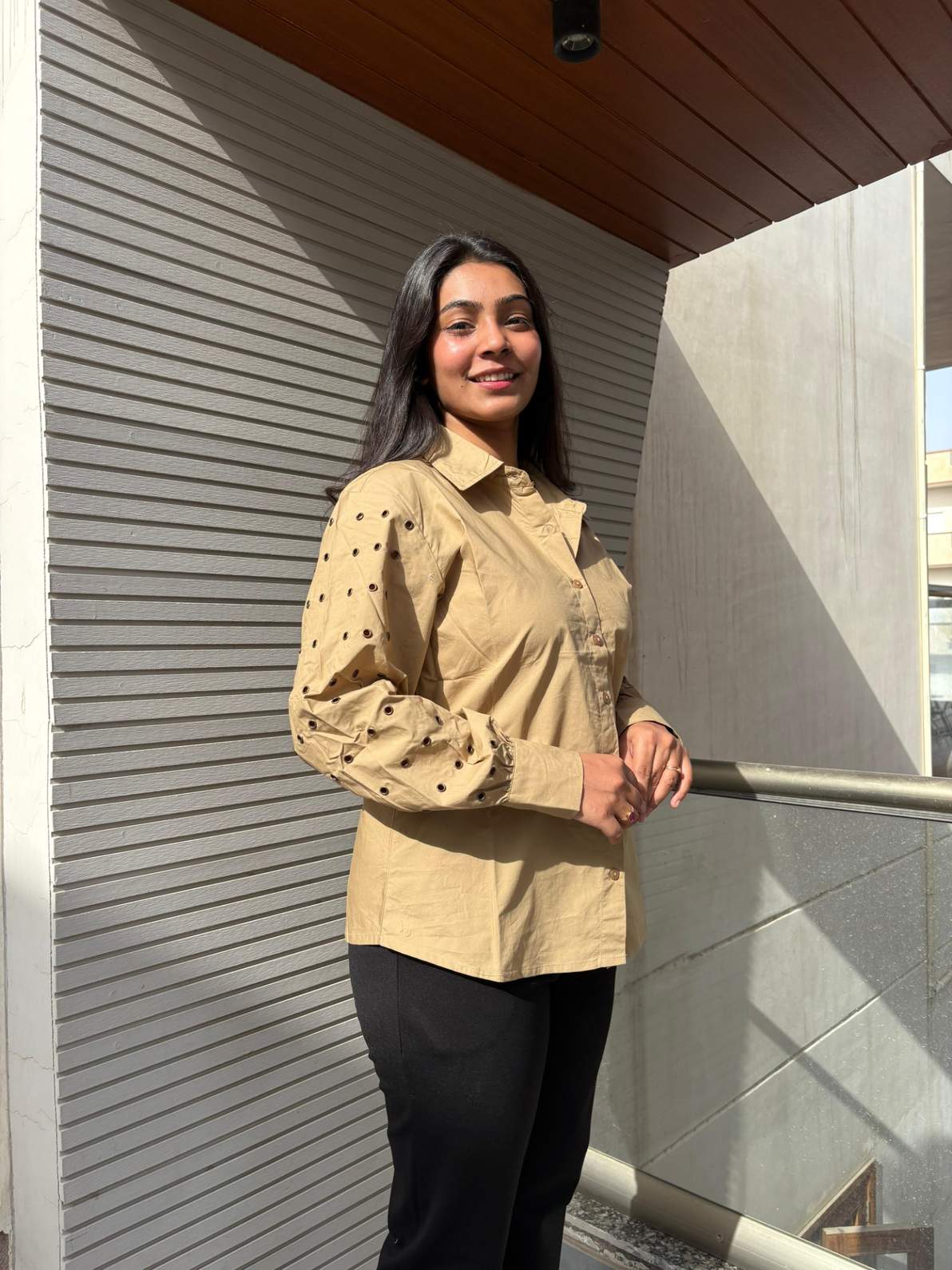 Solid poplin cotton shirt