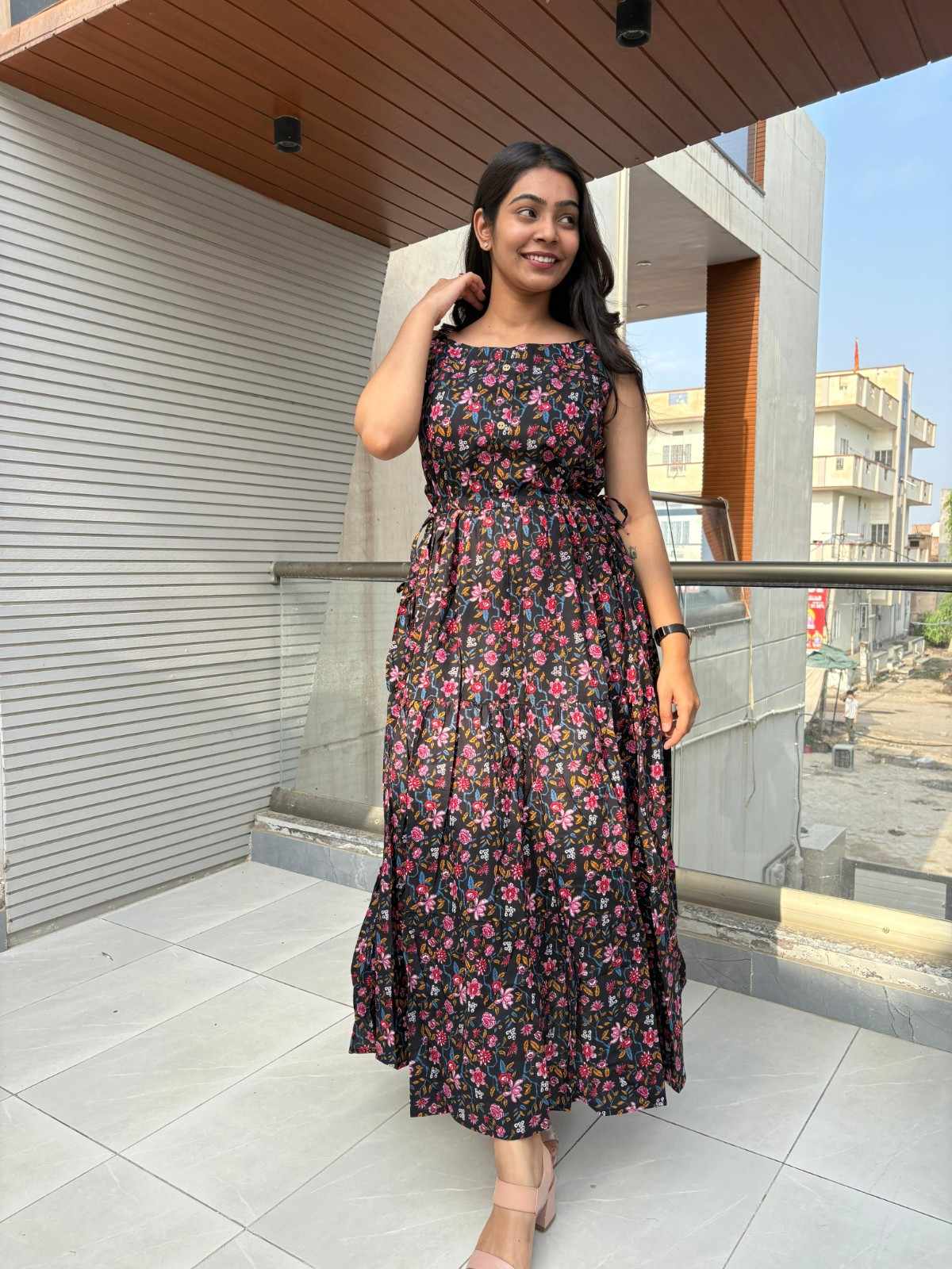 Cotton printed strap gown