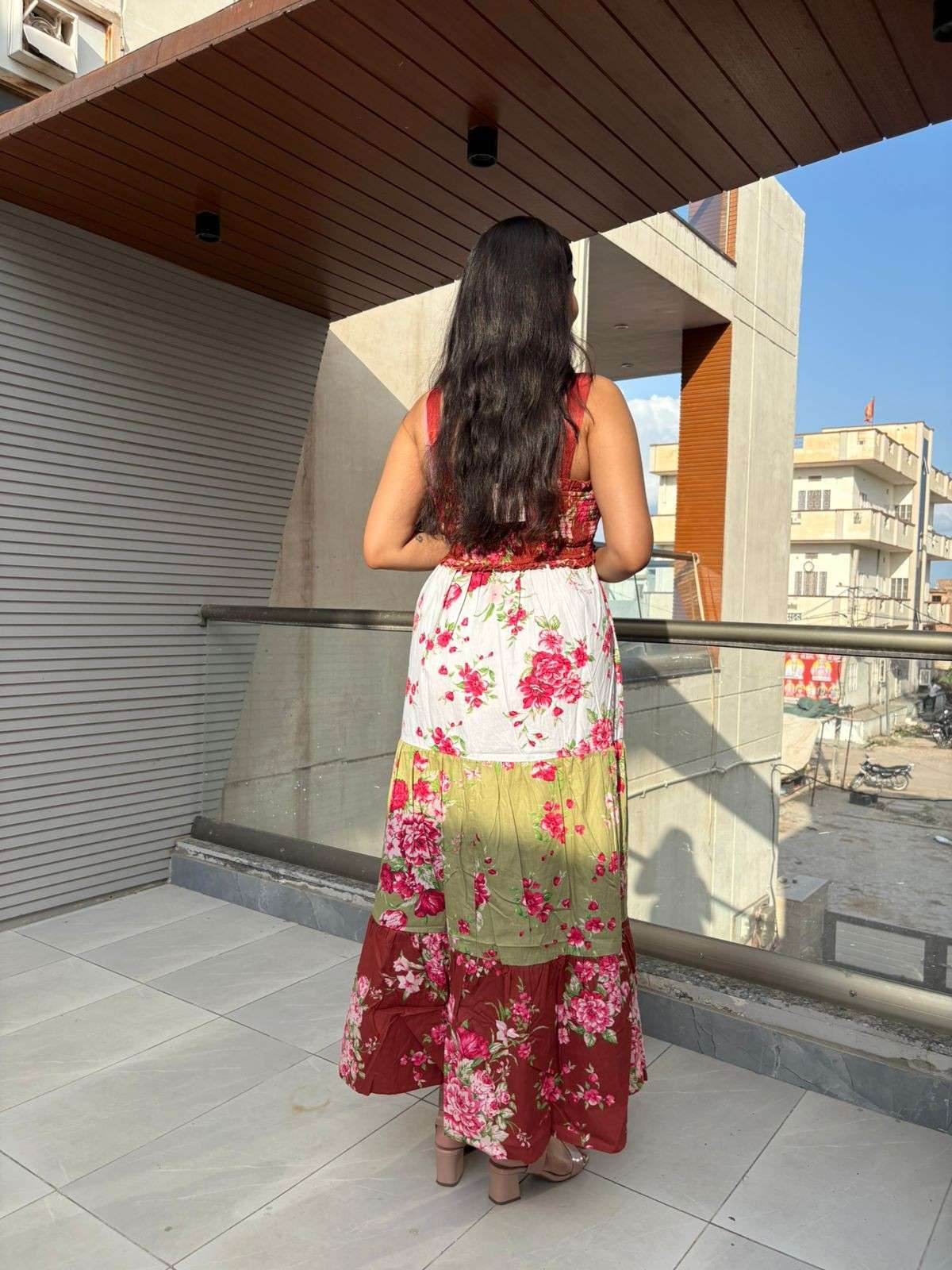 Cotton printed strap gown