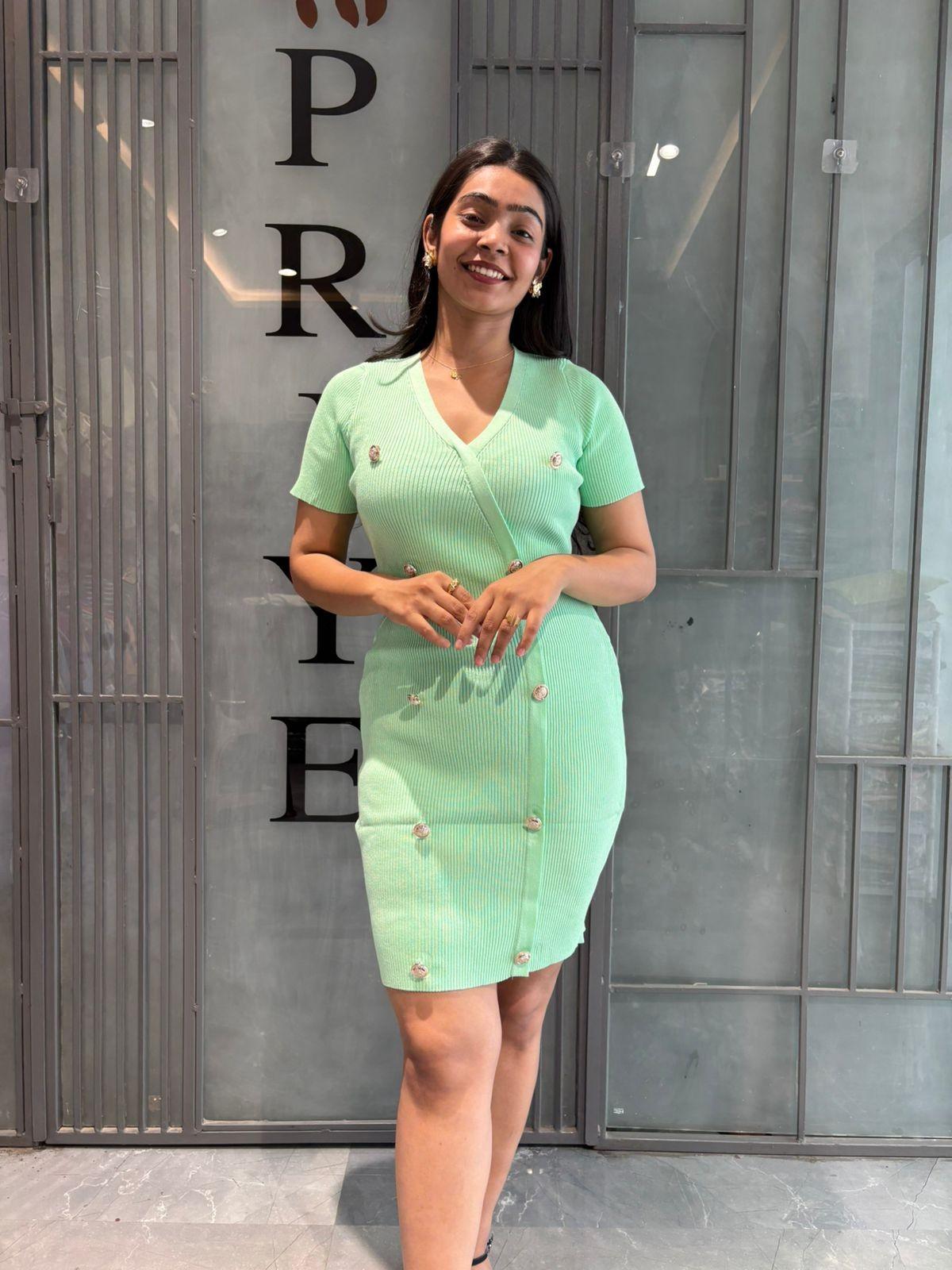 Bodycon knitted short dress